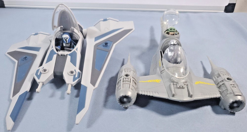 Star Wars Mission Fleet Mandalorian Toy Lot N-1 Starfighter & Gauntlet Hasbro